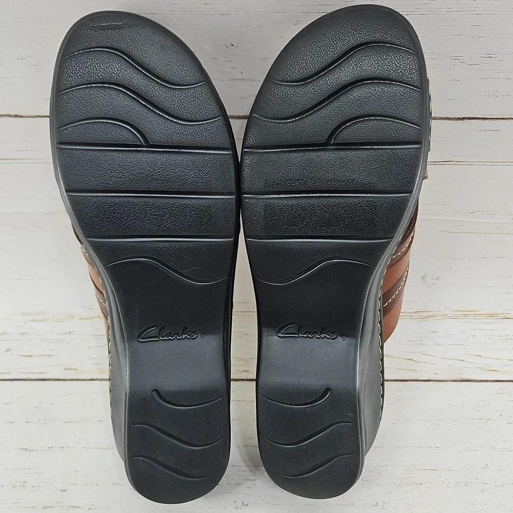 Clarks Lexi Salina Womens 9.5 Brown Leather Strappy‎ Sandals Shoes Slip On